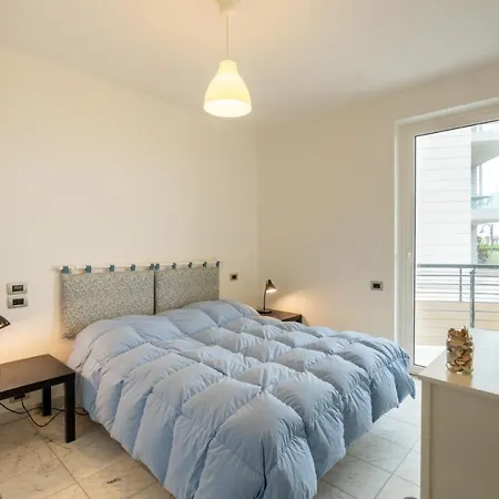 شقة Beachfront Luxurious Newly Built 2-bed Flat With Stunning Sea Views & Terrace *