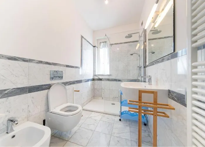 Beachfront Luxurious Newly Built 2-bed Flat With Stunning Sea Views & Terrace * Roseto Degli Abruzzi